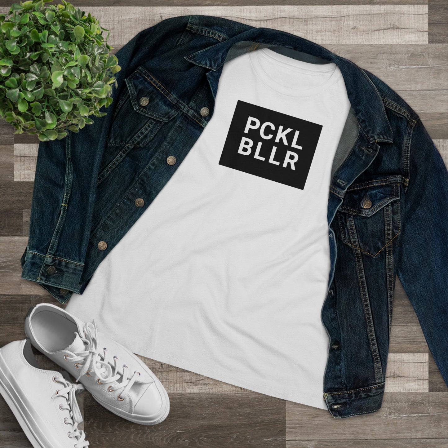 PICKLEBALLER, Relaxed Fit Women's T-shirt