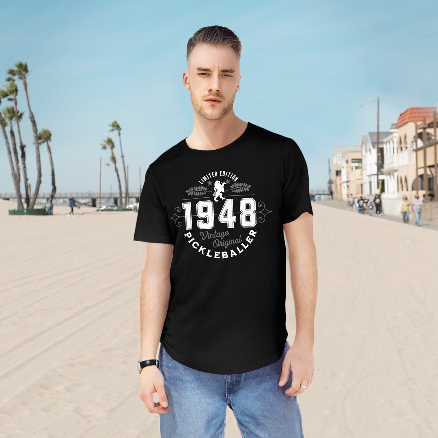 VINTAGE PICKLEBALLER 1948 (FRONT & BACK) - Men's Curved-Hem Jersey T-Shirt