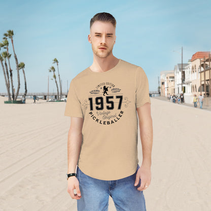 VINTAGE PICKLEBALLER 1957 (FRONT & BACK) - Men's Curved-Hem Jersey T-Shirt