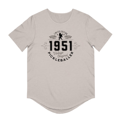 VINTAGE PICKLEBALLER 1951 (FRONT & BACK) - Men's Curved-Hem Jersey T-Shirt
