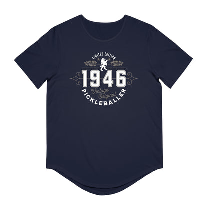 VINTAGE PICKLEBALLER 1946 (FRONT & BACK) - Men's Curved-Hem Jersey T-Shirt