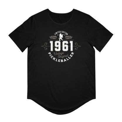 VINTAGE PICKLEBALLER 1961 (FRONT & BACK) - Men's Curved-Hem Jersey T-Shirt
