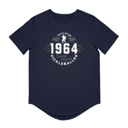 VINTAGE PICKLEBALLER 1964 (FRONT & BACK) - Men's Curved-Hem Jersey T-Shirt